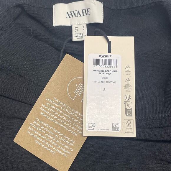 Vero Moda Aware Black VMINA High Waisted Calf Length Skirt - Picture 3 of 6